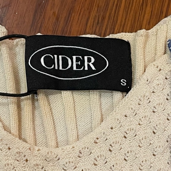 Cider Cream Tank Top with Blue Ruffle Trim - Picture 4 of 6